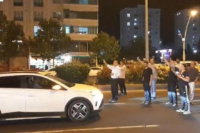 Jandarma Genel Komutanlığı’nın 187’nci kuruluş yıl dönümünde Taksim Cumhuriyet Anıtı’na çelenk bırakıldı 3 thumbnail