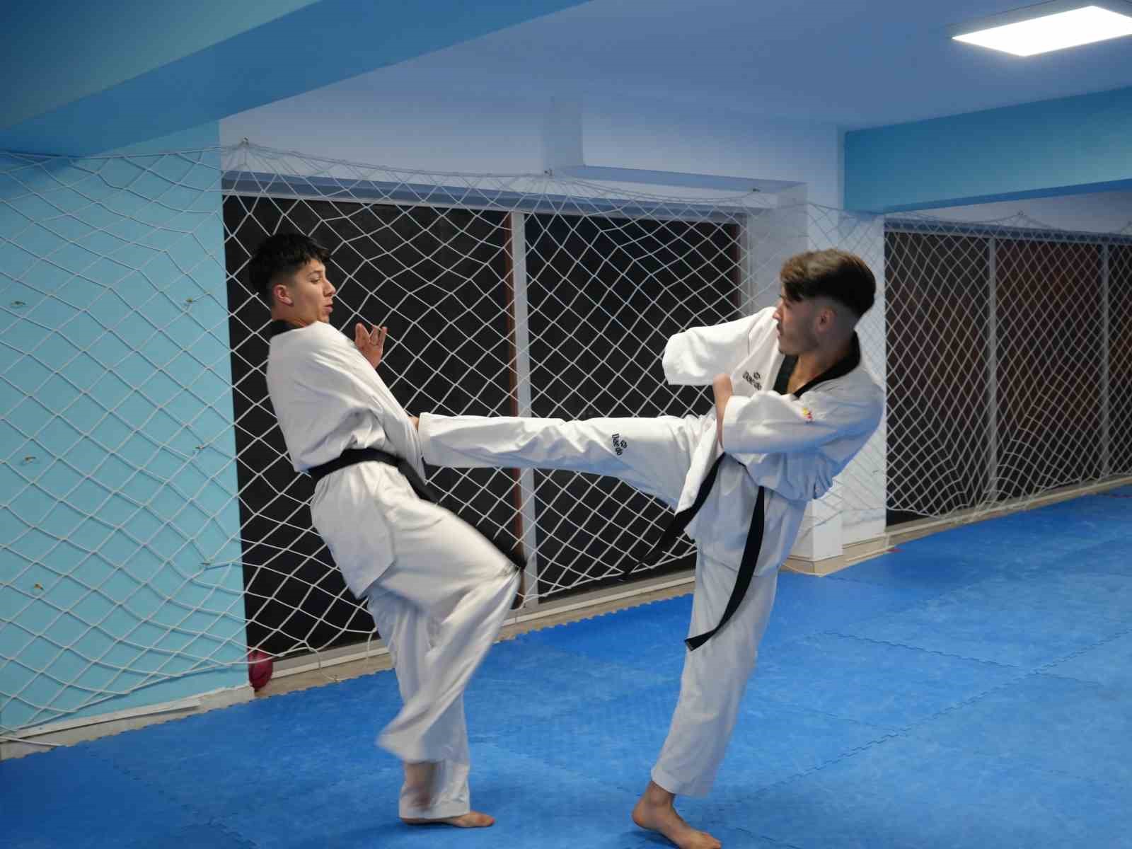 kazada kollarini kaybetti taekwondoyla hayata yeniden baglandi 1 XHORXVfl