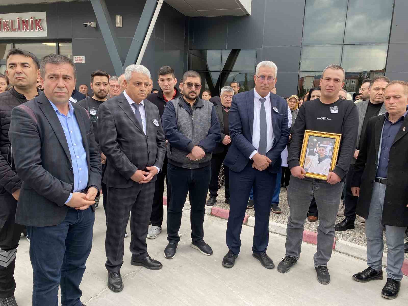 kazada olen hastane personeli topraga verildi 3 UHmcHF1T