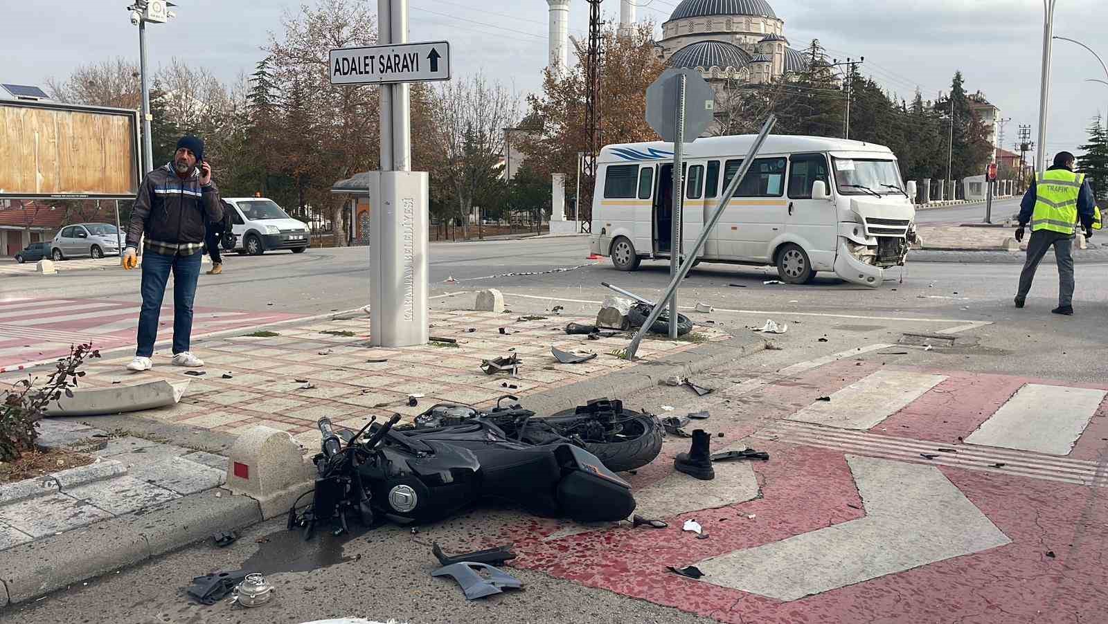 kazada parcalanan motosikletin surucusu agir yaralandi 2 83BelyXs