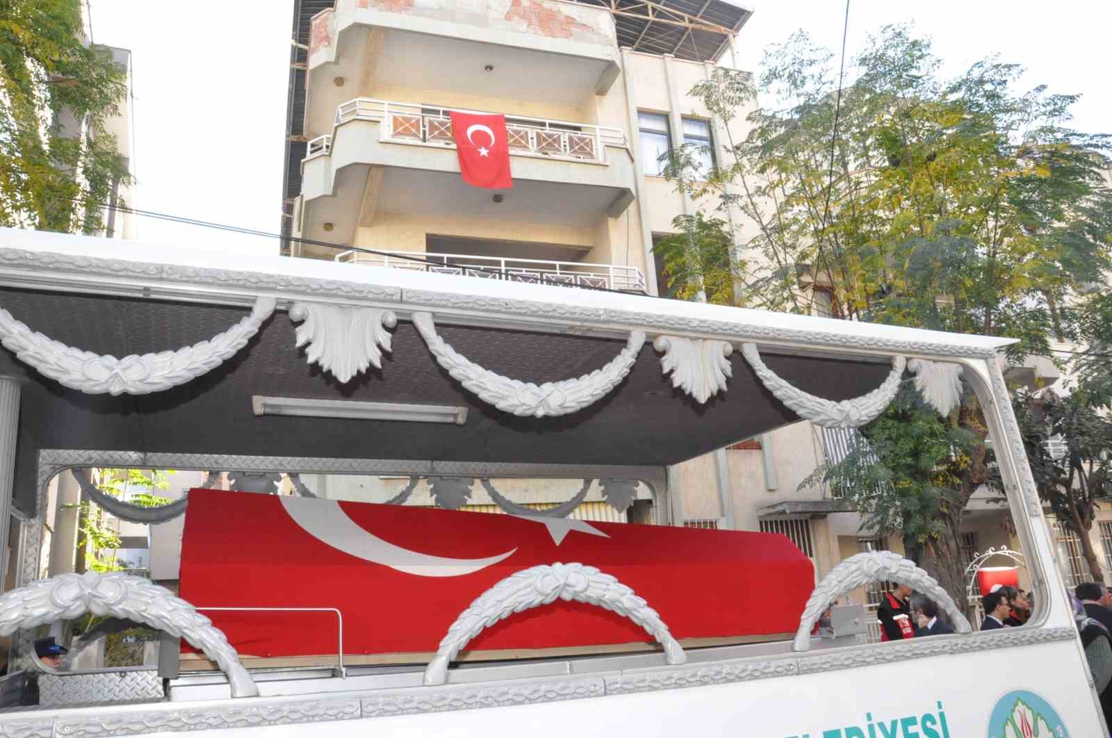 kazada sehit olan polis memuru ali barut son yolculuguna ugurlandi 3 ajZCC6Yh