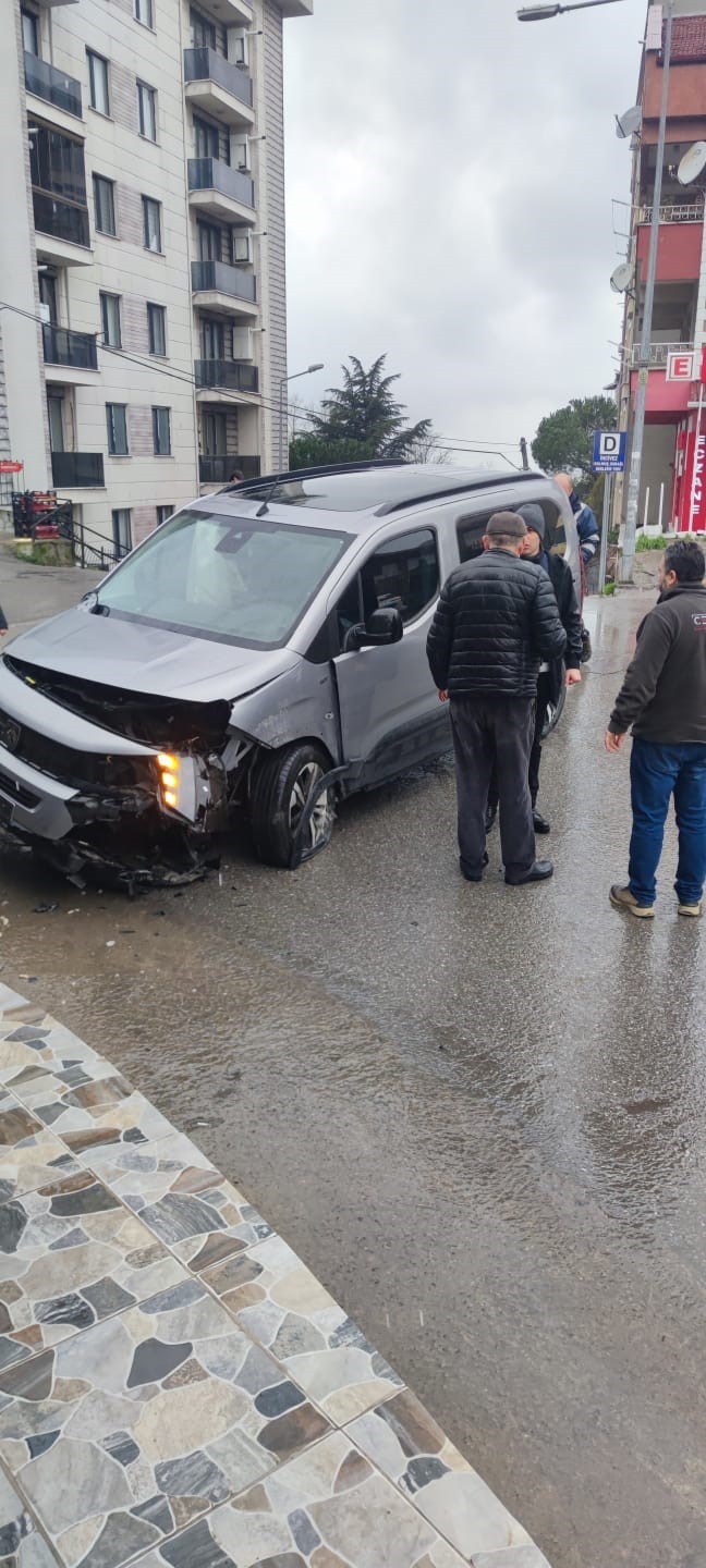 kazada yaralanan genc ogretmen hastanede hayat mucadelesini kaybetti 2 V66AWDKE