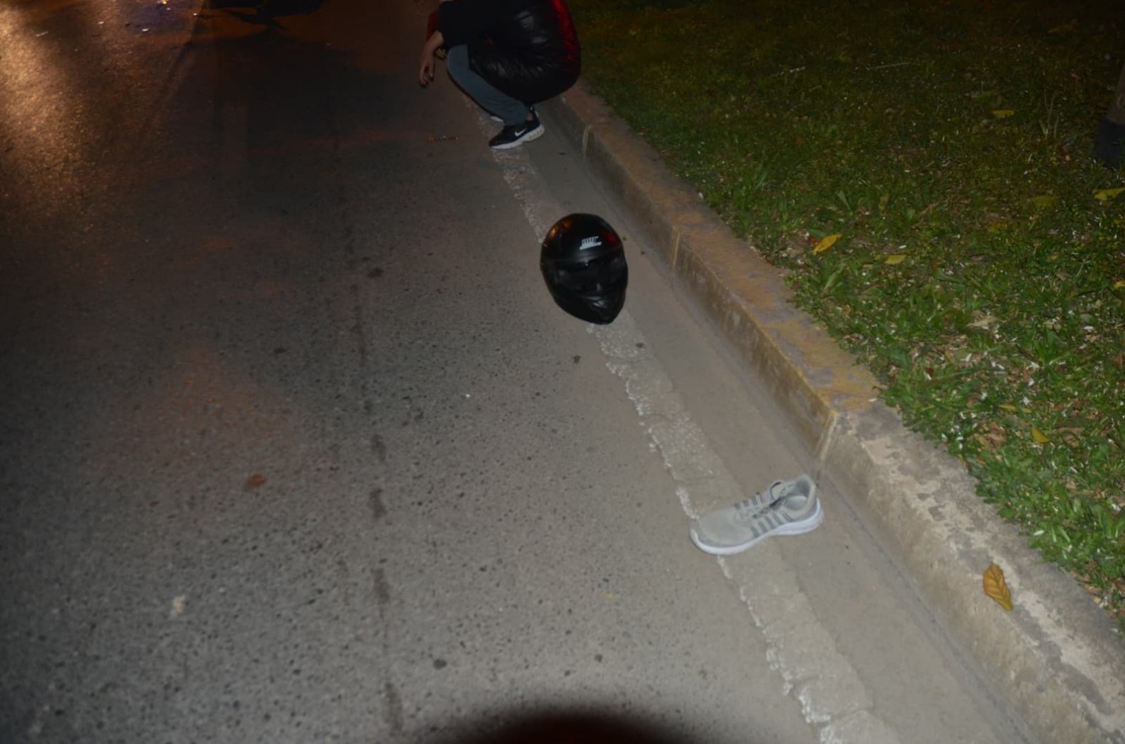 Kazada yaralanan motosiklet sürücüsü kendi acısını unutup babasını sordu 7 kazada yaralanan motosiklet surucusu kendi acisini unutup babasini sordu 3 9lXeWMXe