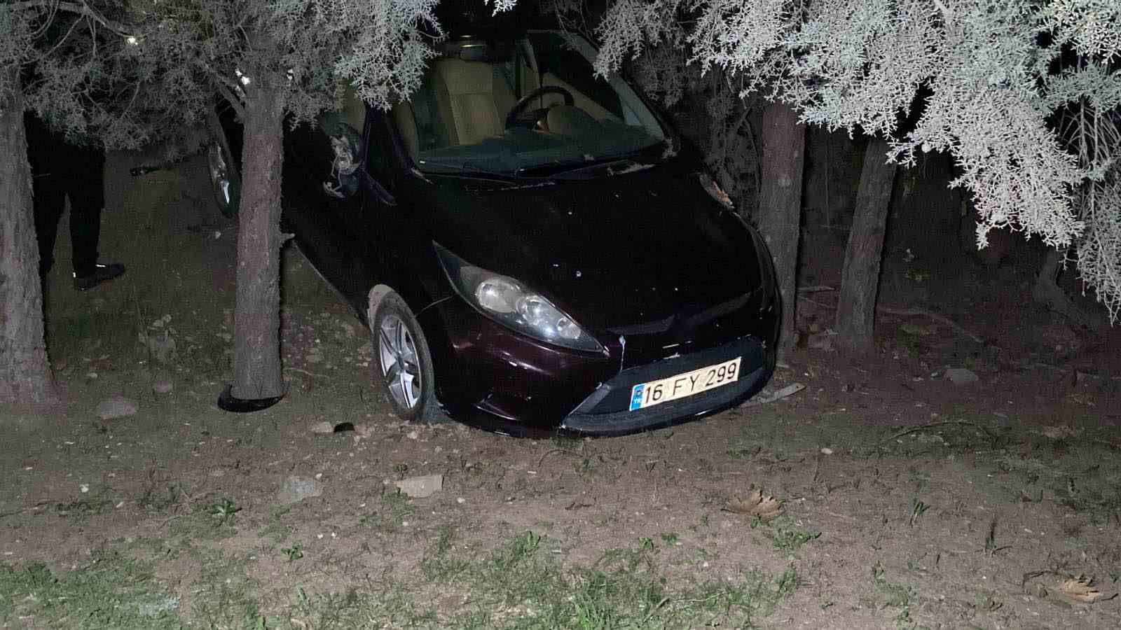 kazadan sonra panik yapti alisveris merkezinin bahcesine uctu 1 vGRHGTX3