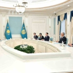 kazakistan-cumhurbaskani-tokayev-trumpin-guney-ve-orta-asya-ozel-temsilcisi-goru-kabul-etti-8VV8G6uB.jpg