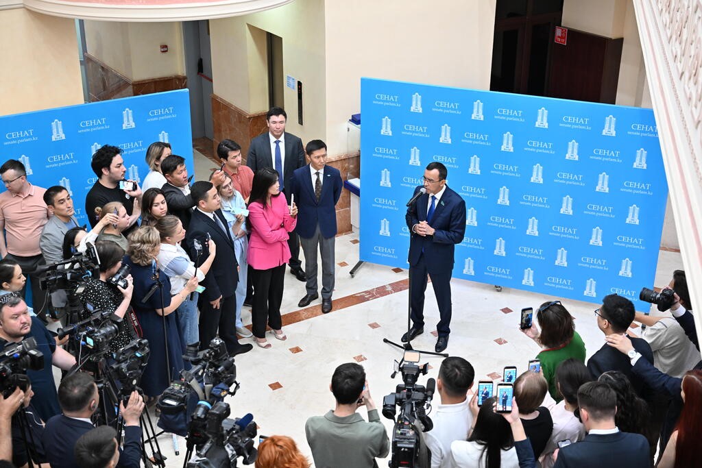 kazakistan parlamentosu son oturumunu gerceklestirdi 6 T3ceg1Dc