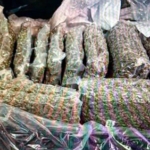 kazakistanda-bagajinda-21-kilo-esrar-tasiyan-kadin-gozaltina-alindi-pUXmhYRA.jpg