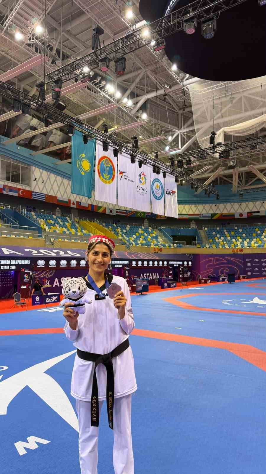 kazakistanda yildirim ruzgari 3 Nr9D5DWG