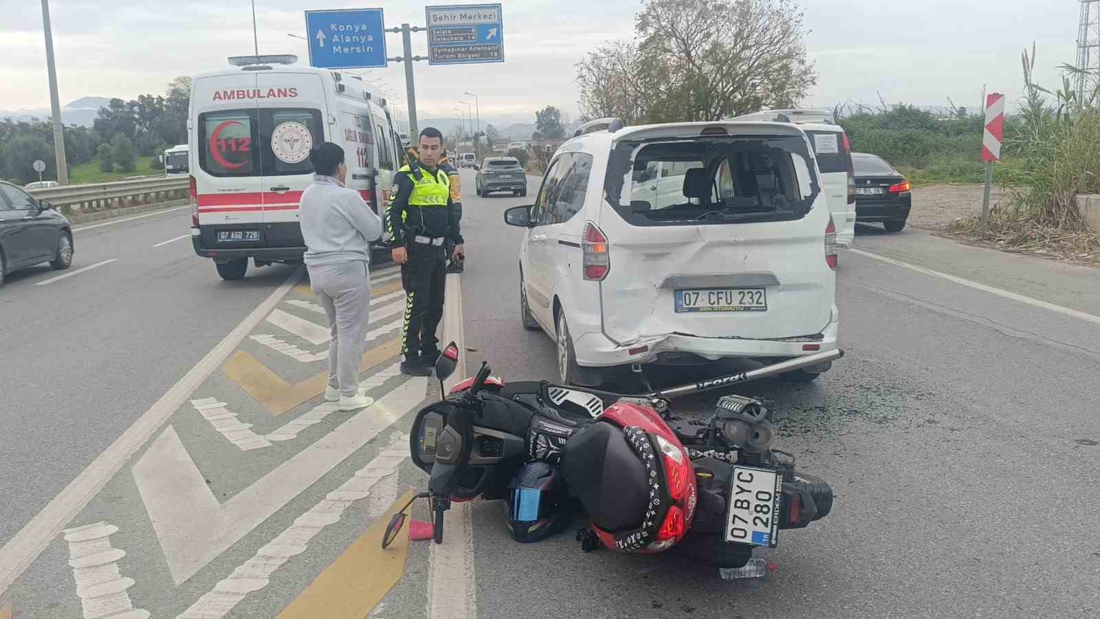 Kazanın ardından şoka girince hastaneye kadar "Ben nasıl kaza yaptım" diye sordu 12 kazanin ardindan soka girince hastaneye kadar ben nasil kaza yaptim diye sordu 8