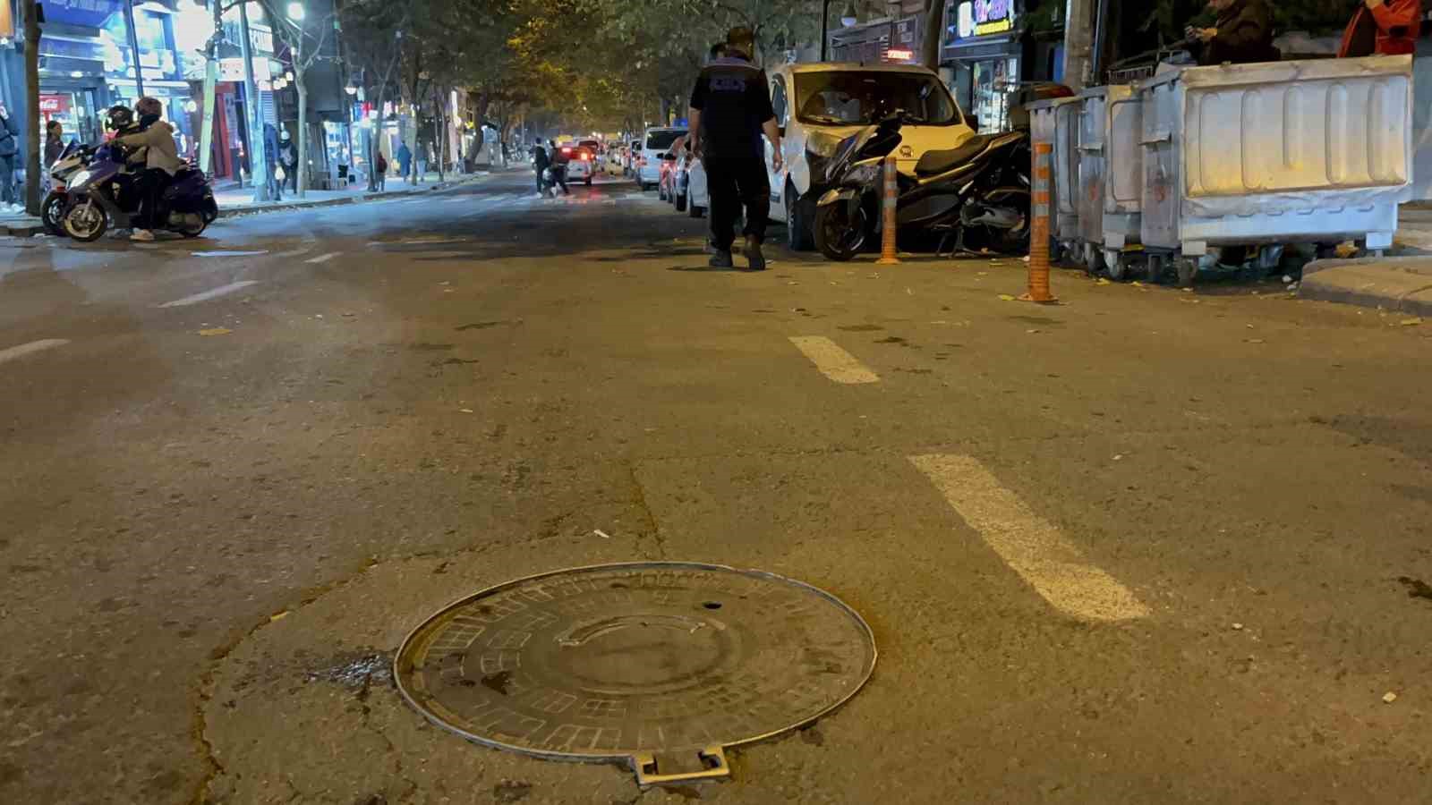 kazaya karisan motosikletliye bakarken kaza yapti 2