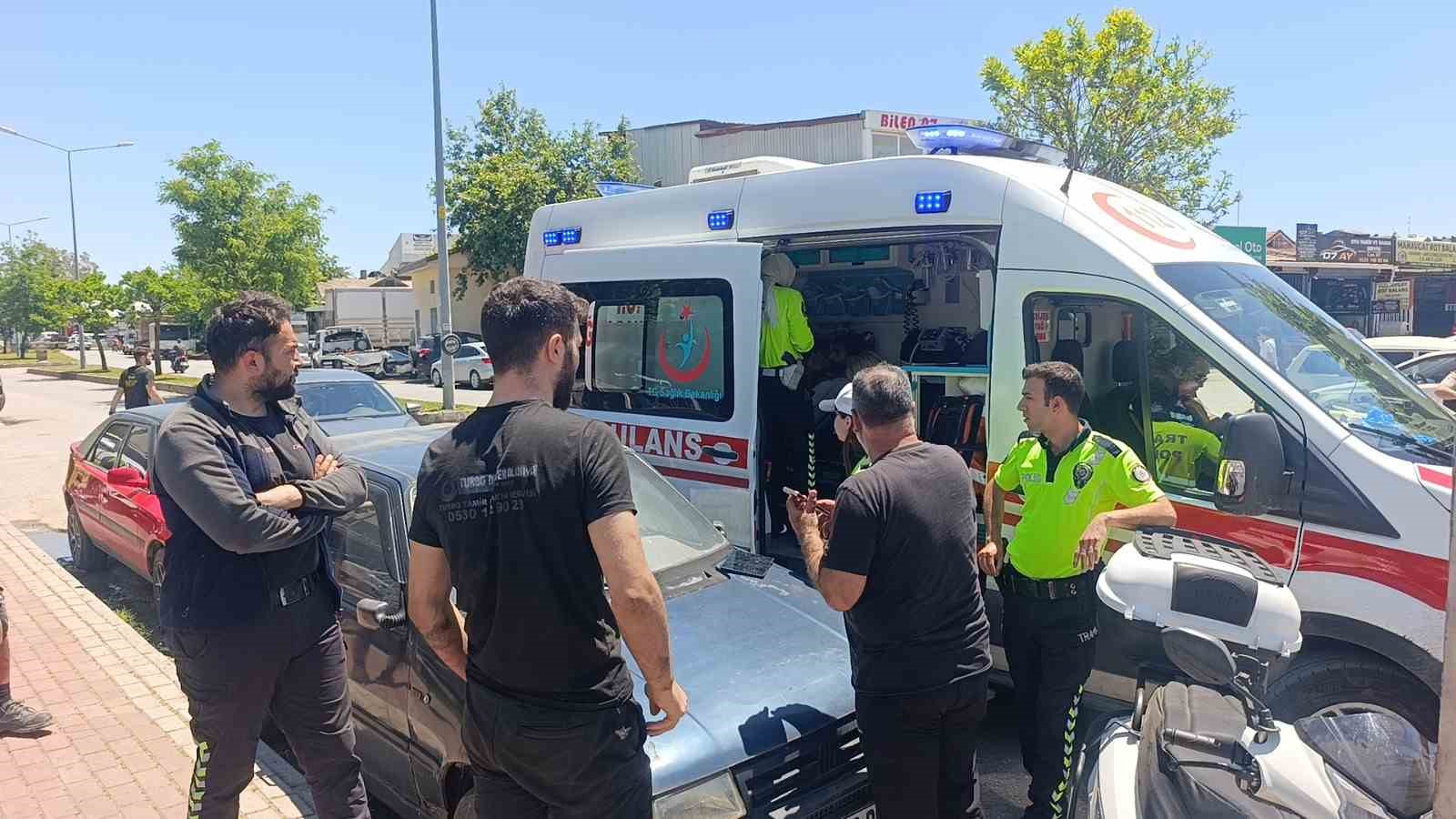 kazaya neden olan surucu kendisini durdurmak isteyenlere biber gazi sikti 1 W7wbGJOj