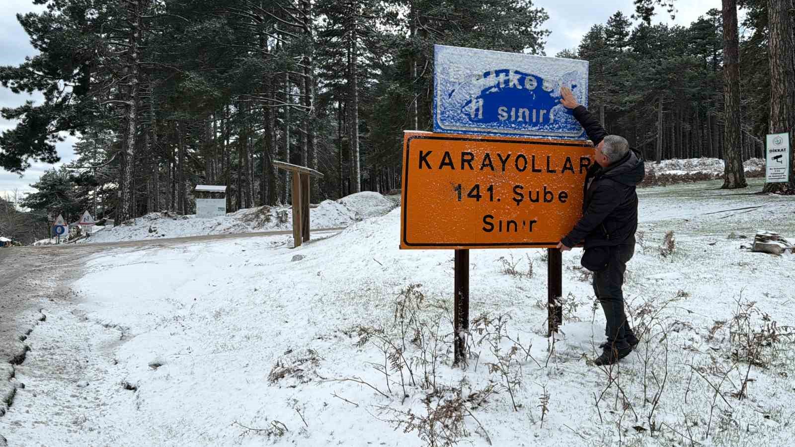 kazdaglarina beklenen kar geldi yuksek kesimler beyaza burundu 1 Rg9e73sF