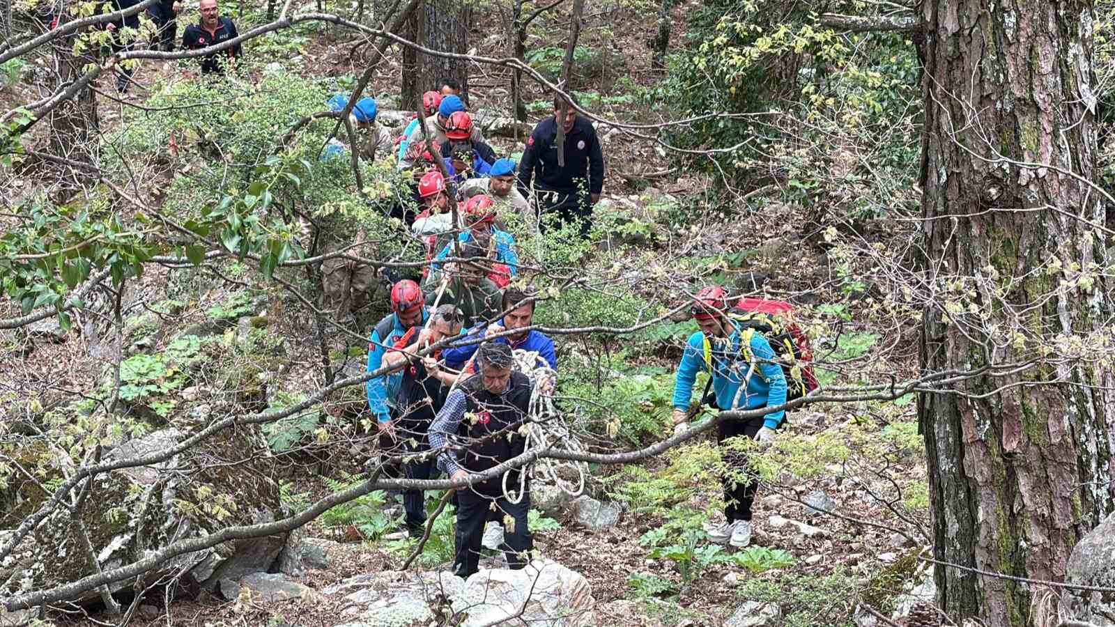 kazdaglarinda 100 kisilik personelle zorlu kurtarma operasyonu 0 H5CQBd8h