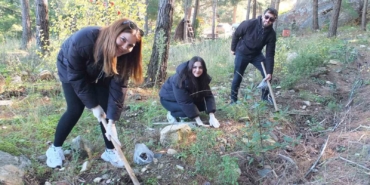 kazdaglarinda-bal-ormanina-universiteli-destegi-jFBLgGO5.jpg