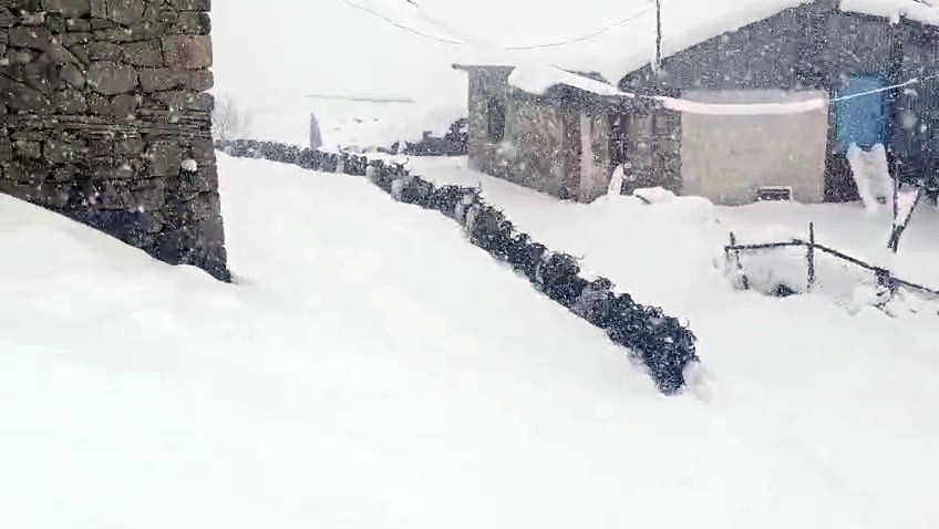 kecilerin inadi yarim metreyi bulan kara yenilmedi 3 ttVIDJMQ