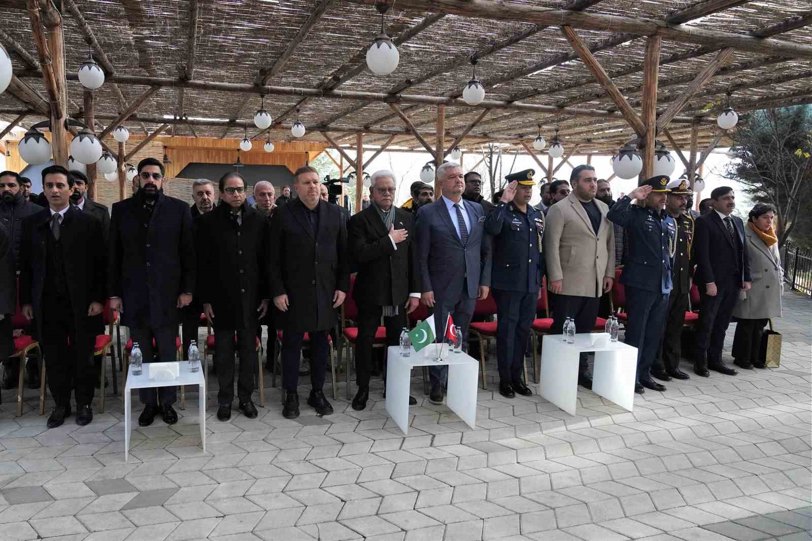 Keçiören Belediyesi Pakistan Peşaver şehitlerini düzenlenen törenle andı 5 kecioren belediyesi pakistan pesaver sehitlerini duzenlenen torenle andi 1