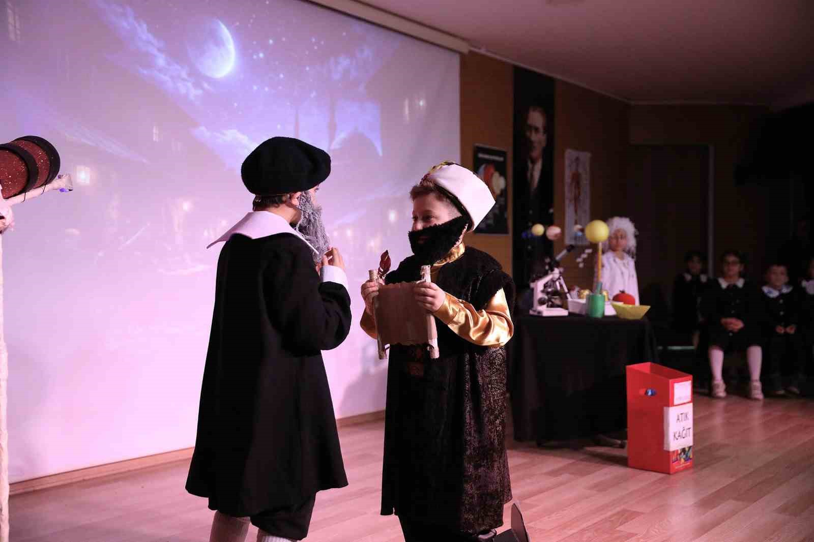 kecioren belediyesinde ogrenciler bilimi sahneye tasidi 4 R9MBAKc6