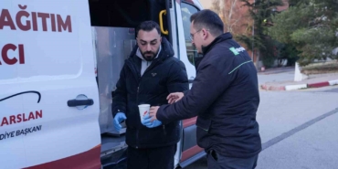 kecioren-belediyesinden-vatandasa-sicak-corba-ikrami-rlgTGuLy.jpg