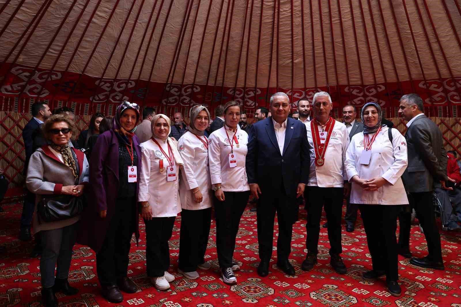 keciorende yoresel yemek yarismasi heyecani basladi 0 QIL6ETYI