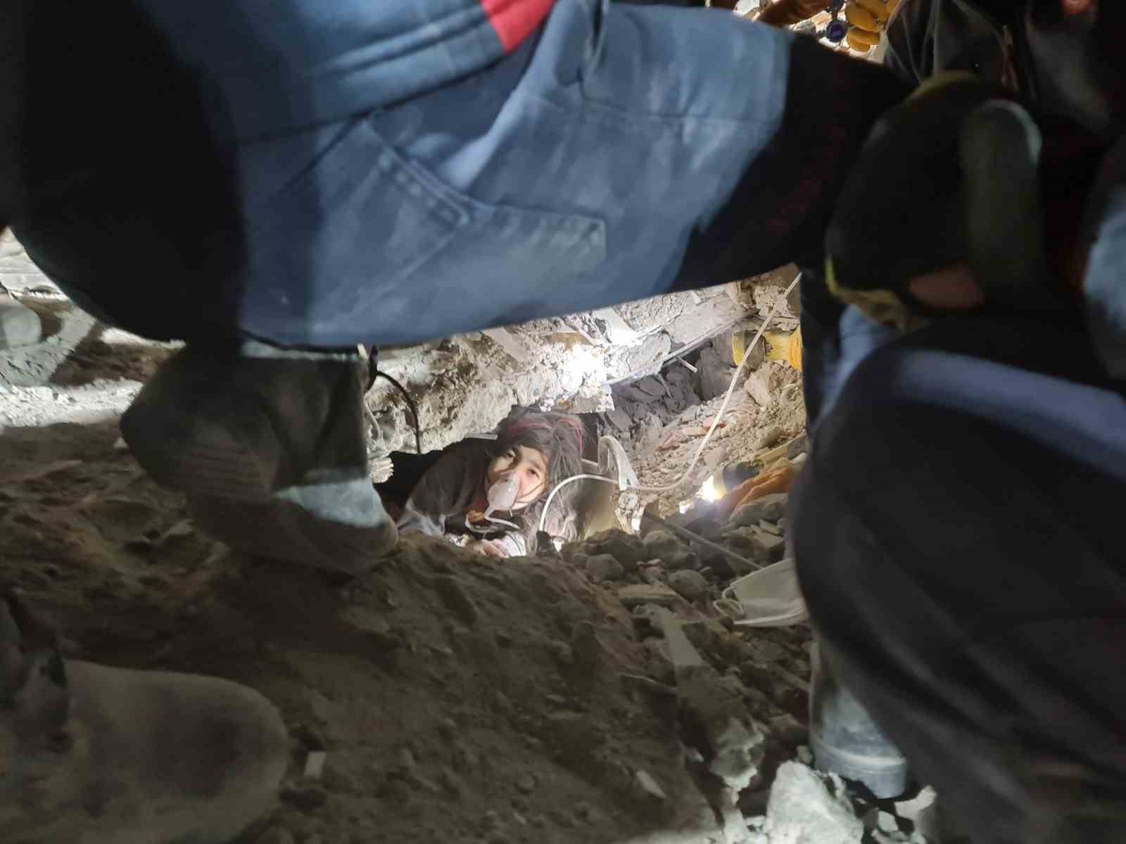kedi sesi sandi bir cocugun hayati 40 saat sonra kurtarildi 3 lIkMNXv7