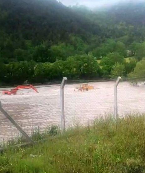 kelkitcayi tasti koyler ve tarim arazileri sular altinda kaldi 4 G3fNFJPu