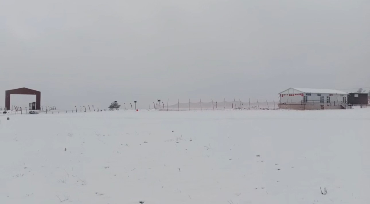 keltepe kayak merkezi nisan ayinda beyaz ortuyle kaplandi 4 1NvbIpIz
