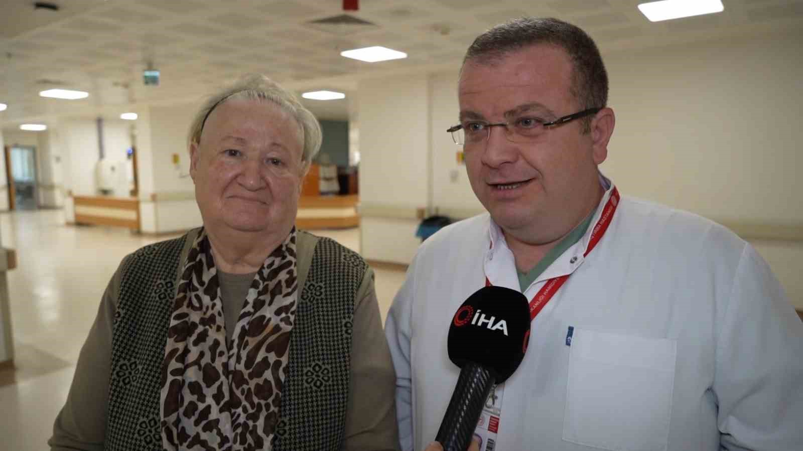kemik erimesine dikkat 76 yasindaki hasta omurga kirigi agrilarini fitiga bagladi 2