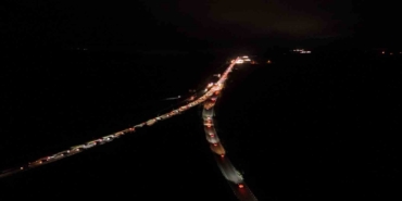 kemikli-rampalarinda-bayram-donusu-yogunlugu-gece-de-surdu-r3RehWBZ.jpg