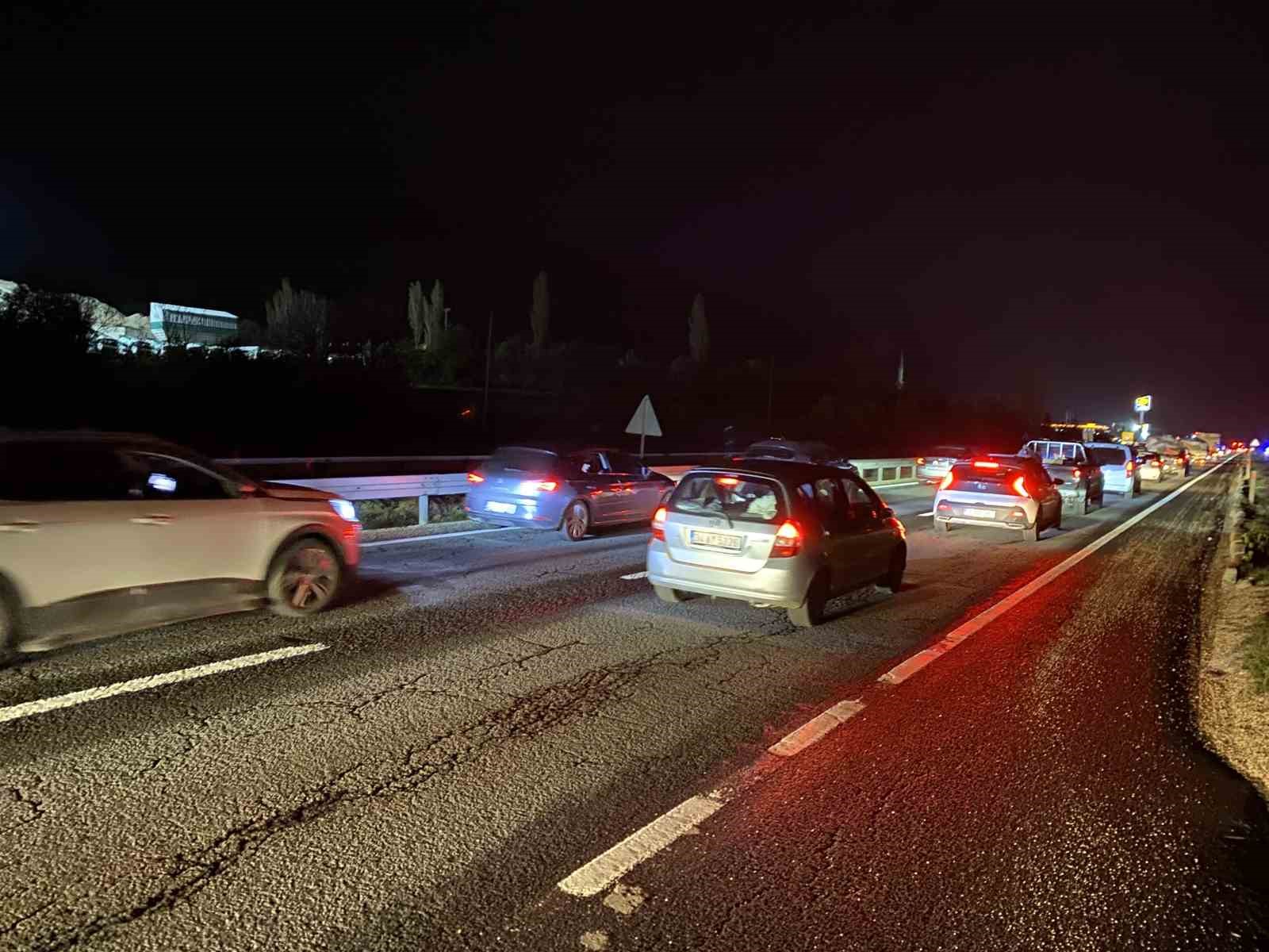 kemikli rampalarinda trafik durma noktasina geldi 0 16LyccAk
