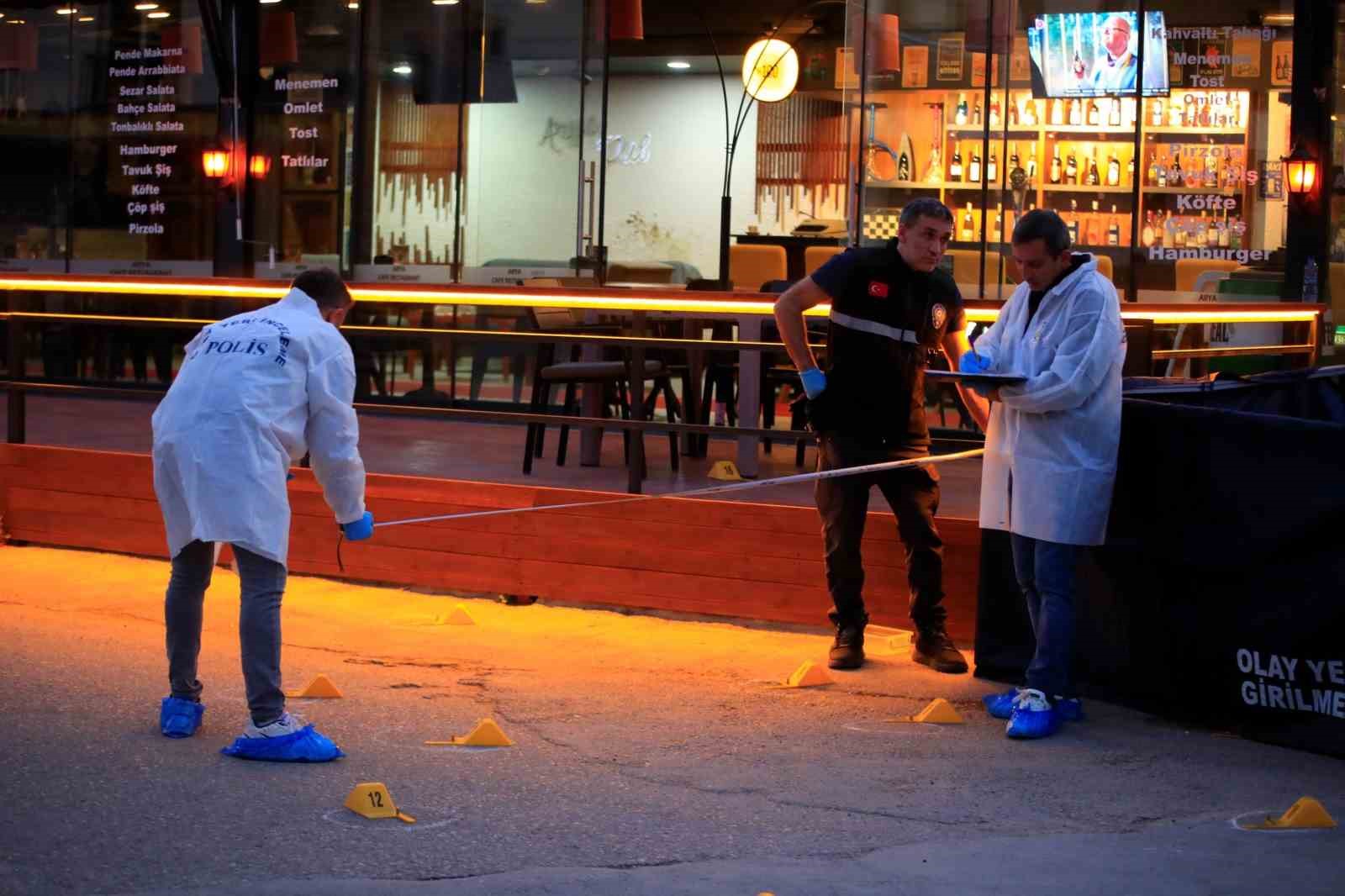 kendi dogum gununde barismak icin bulustugu husumetlisini oldurmus 1 AH6bHDfP