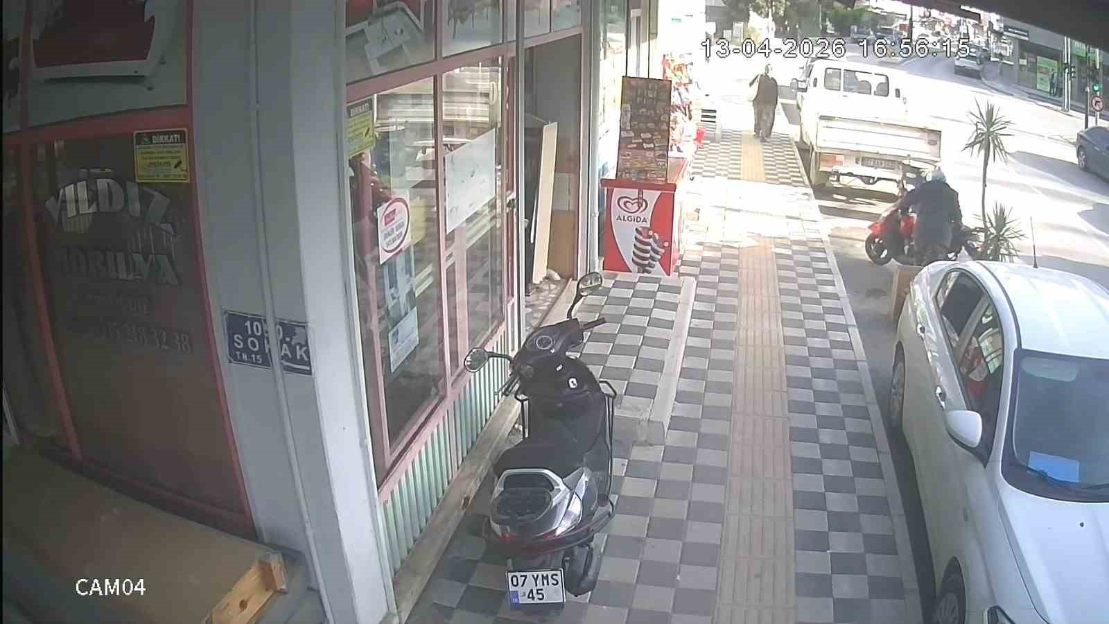 kendi motosikleti gibi calip goturmesi saniyeler surdu 2 ZcDKrDiE