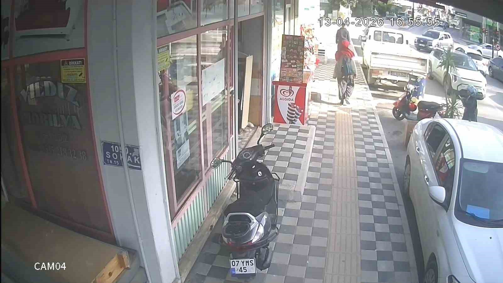 kendi motosikleti gibi calip goturmesi saniyeler surdu 3 V5JXHZiD