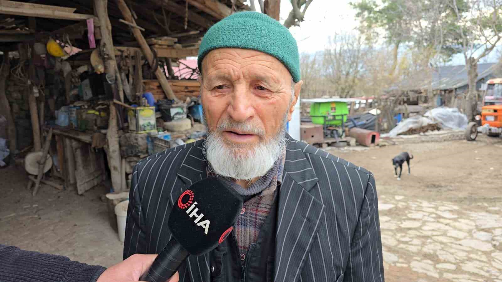 kendi yaptigi ayakcak ile mahalleyi geziyor 3 99v88KJY