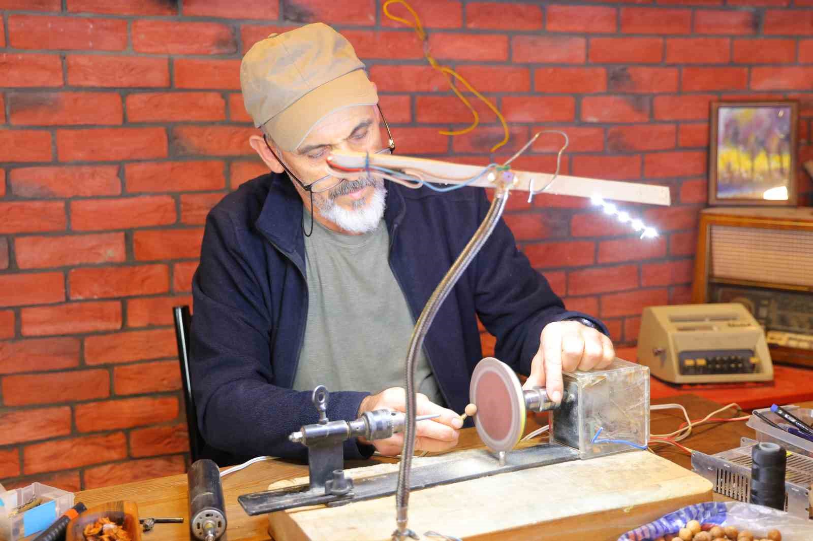 kendi yaptigi torna ile el emegini sanata donusturuyor 3 b8iiSe4R