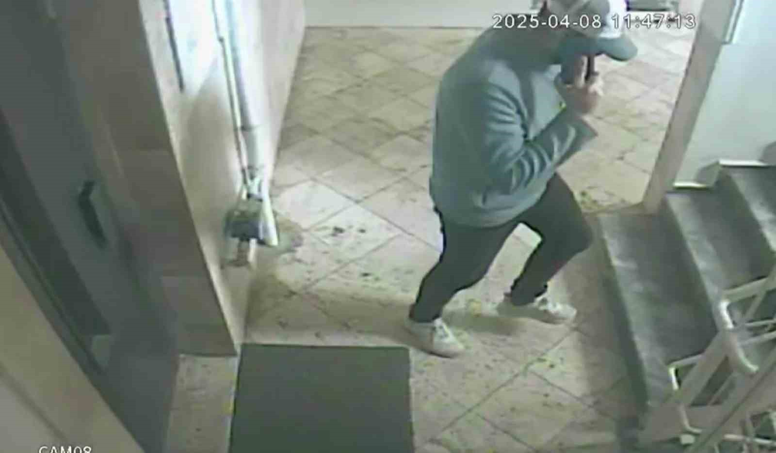 kendilerini hakim savci ve polis olarak tanitip milyonluk vurgun yapan sebeke cokertildi 6