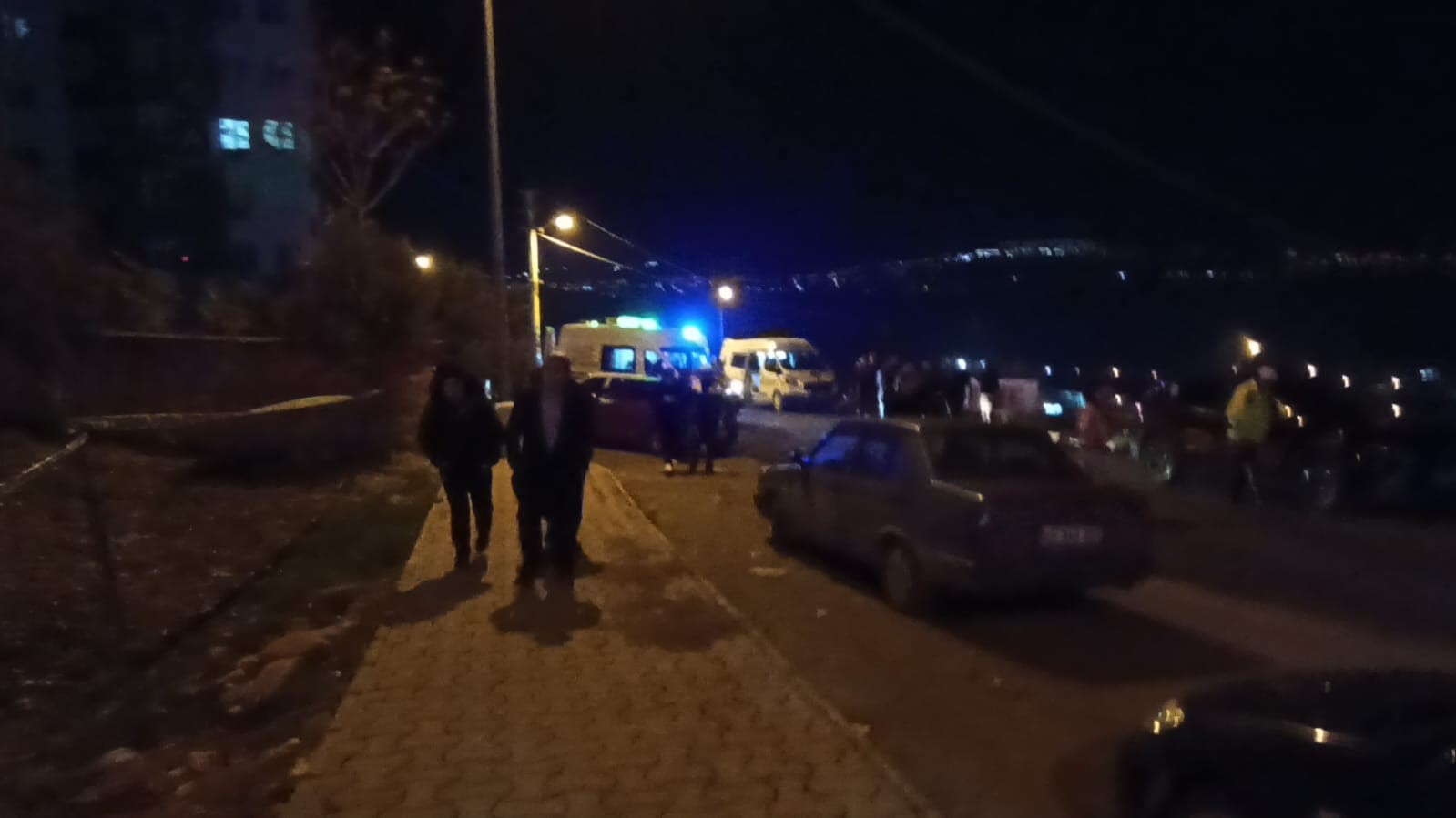 kendisinden ayrilan kiz arkadasini evine girerken oldurdu 4 mqfJlZ6H