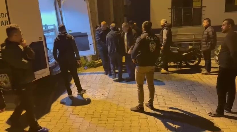 kendisinden haber alinamayan yasli adam evinde olu bulundu 1 PbatPw7Q