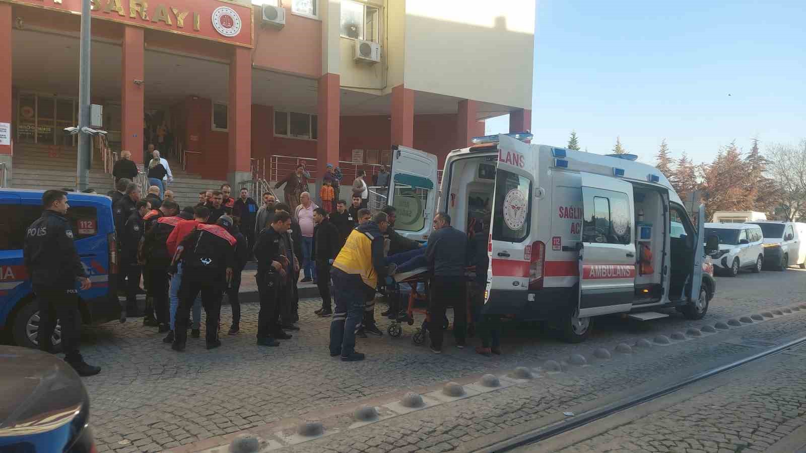Kendisine istismarda bulunduğunu iddia ettiği şahsı öldüren kadın tutuklandı 8 kendisine istismarda bulundugunu iddia ettigi sahsi olduren kadin tutuklandi 4 sqTAyQYl