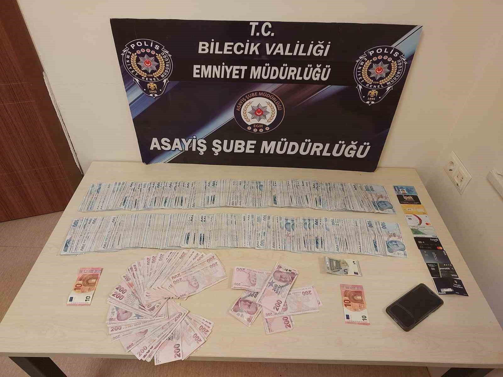 kendisini jandarma olarak tanitti 500 bin tllik vurgun yapti 0 2kkjZZiC
