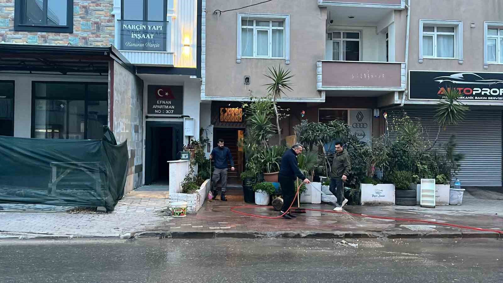 kendisini takip eden supheli tarafindan basindan vurulmustu 4 supheli tutuklandi 3 hygLU7rm