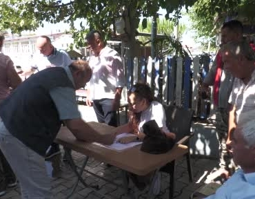 kene-tehdidine-karsi-kirsalda-ilac-destegi-1mxlgbh7.jpg