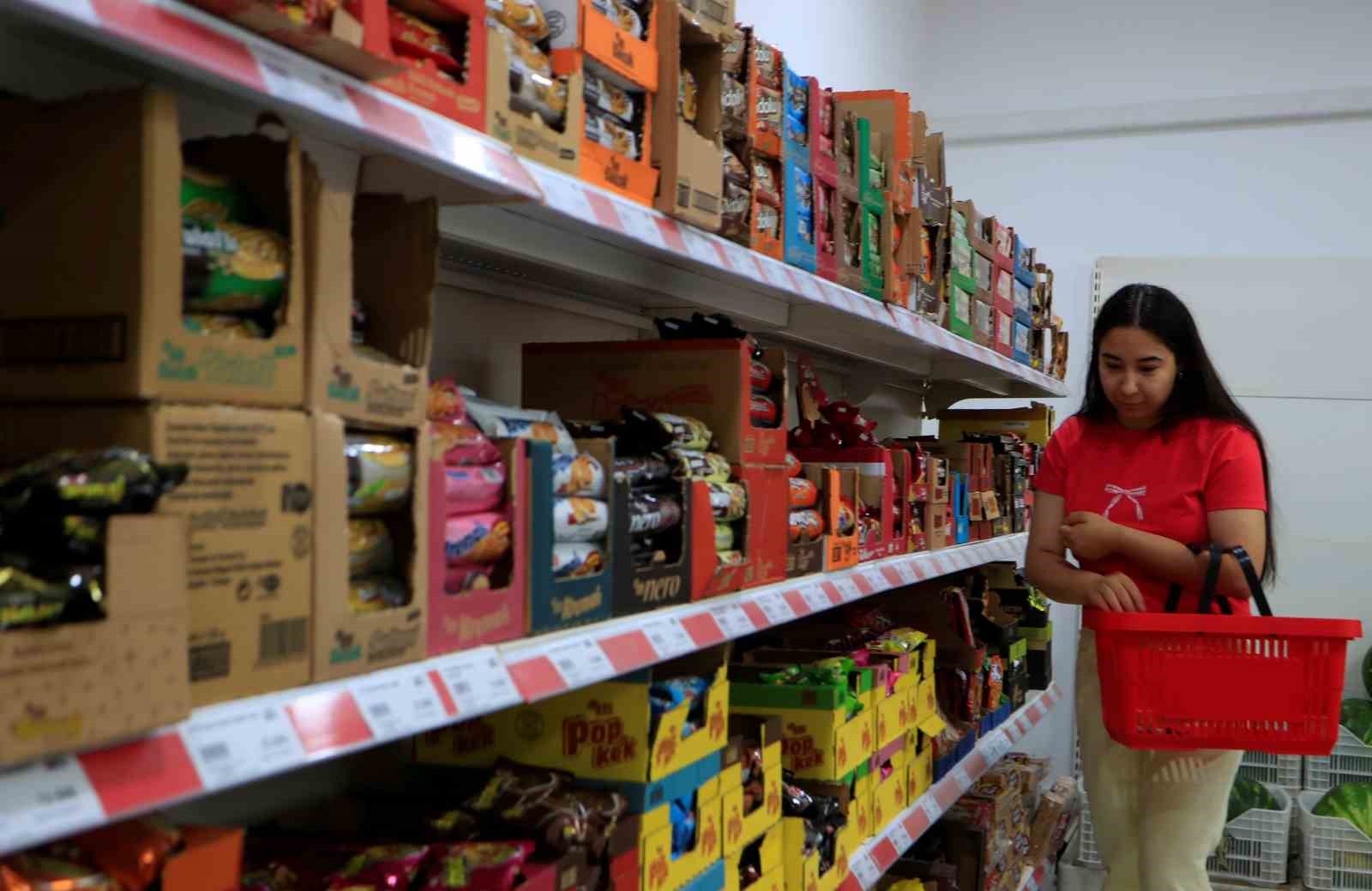 kepez kent market dusuk fiyatlari ile ev ekonomisine katki sagliyor 0 wzPljTVN