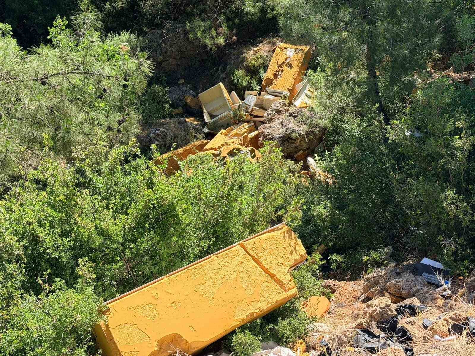 kepezde cevreyi kirletenlere foto kapanli takip 1 9daA1q4k