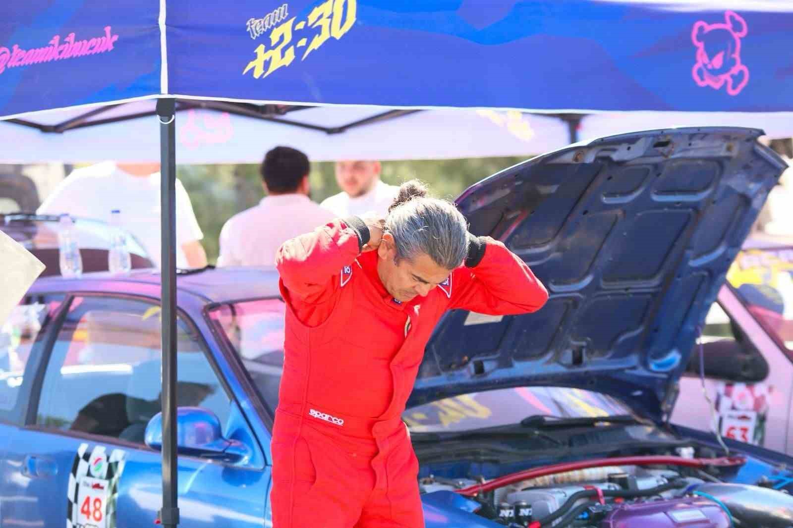 kepezde oto drag heyecani basladi 4 UM6OZXw1