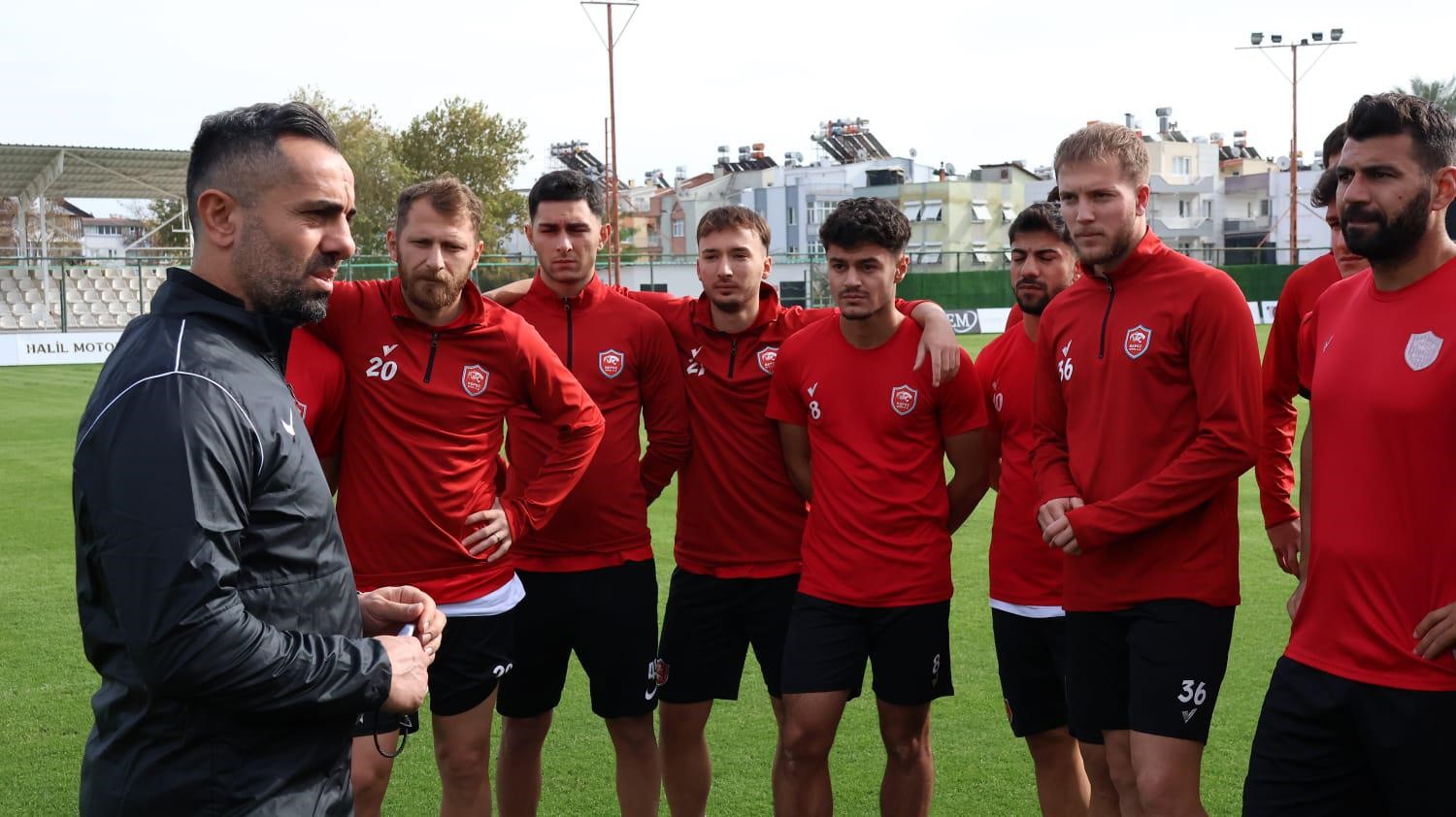 kepezsporun yeni teknik direktoru kerem serastan taraftara cagri 0 AT4Pg9Kp