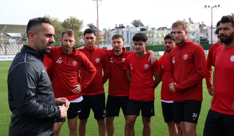 kepezsporun-yeni-teknik-direktoru-kerem-serastan-taraftara-cagri-IqyUS8UR.jpg