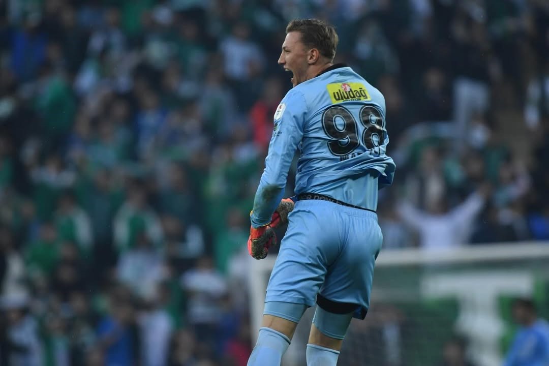 kerem matisli bursaspor kalesinde guven veriyor 2 it31tc3q
