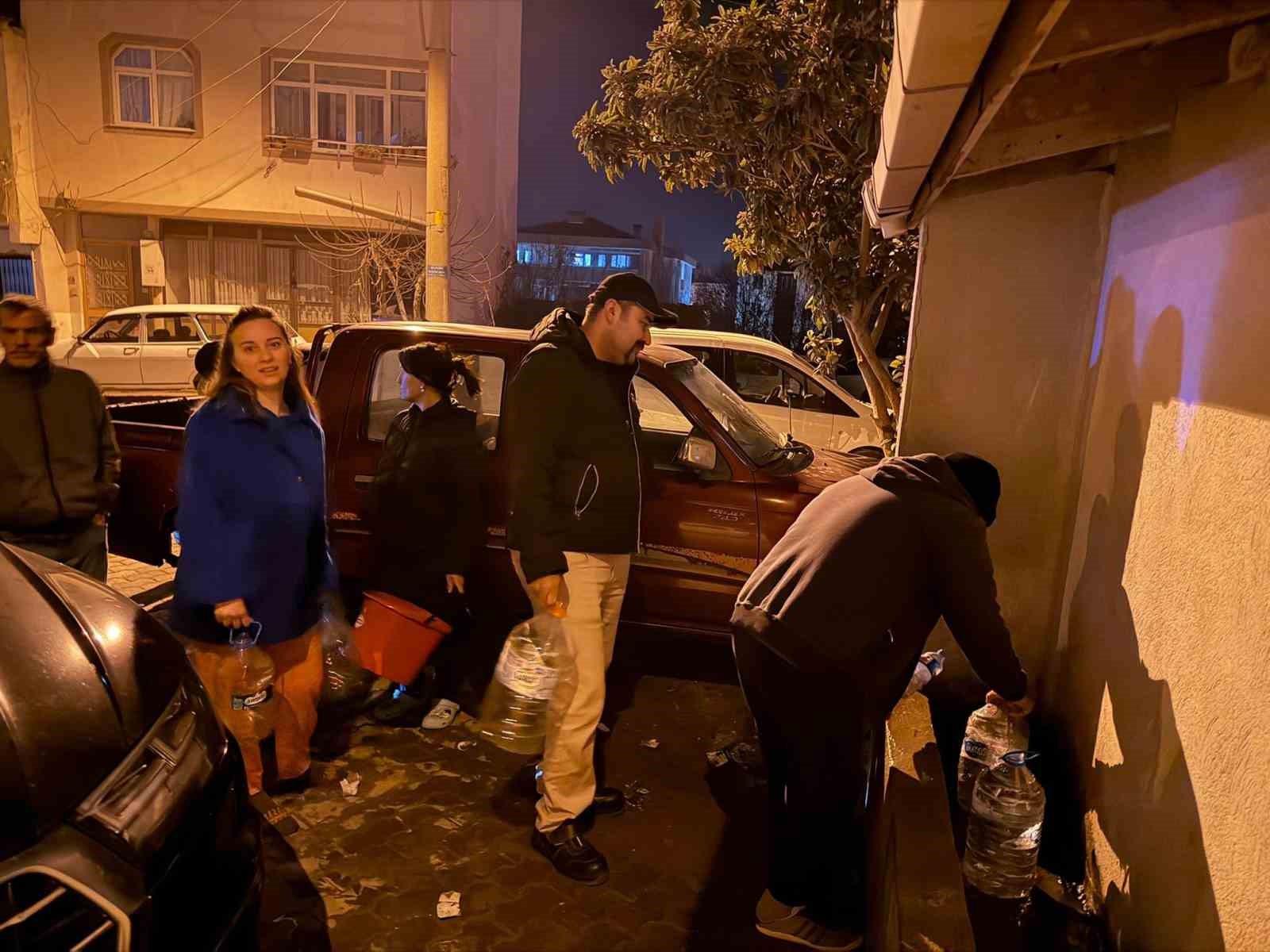 kesanda susuz hafta sonu vatandas kaynak cesmelerine akin etti 1 zf5n38bJ