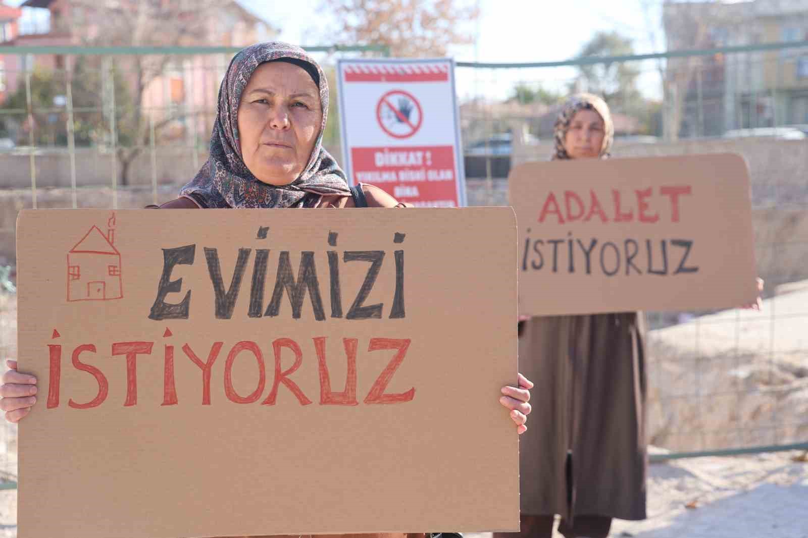 kesilen dogal gaz borusu patlamasi sonrasi yikilan apartmanin sakinleri yeni evlerine kavusacaklari gunu bekliyor hgP3MSRO