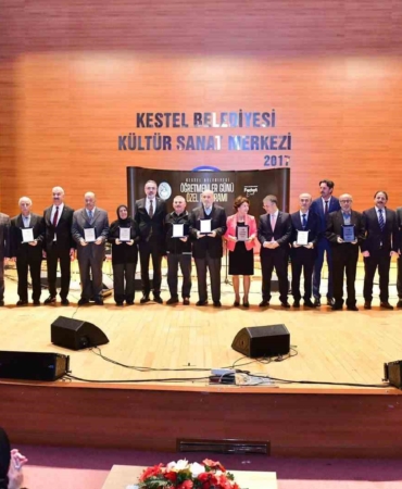 kestel-belediyesinden-ogretmenlere-ozel-konser-yLtnc94h.jpg